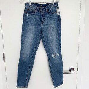 GAP Jeans Curvy True Skinny 30R Med. Wash NWT